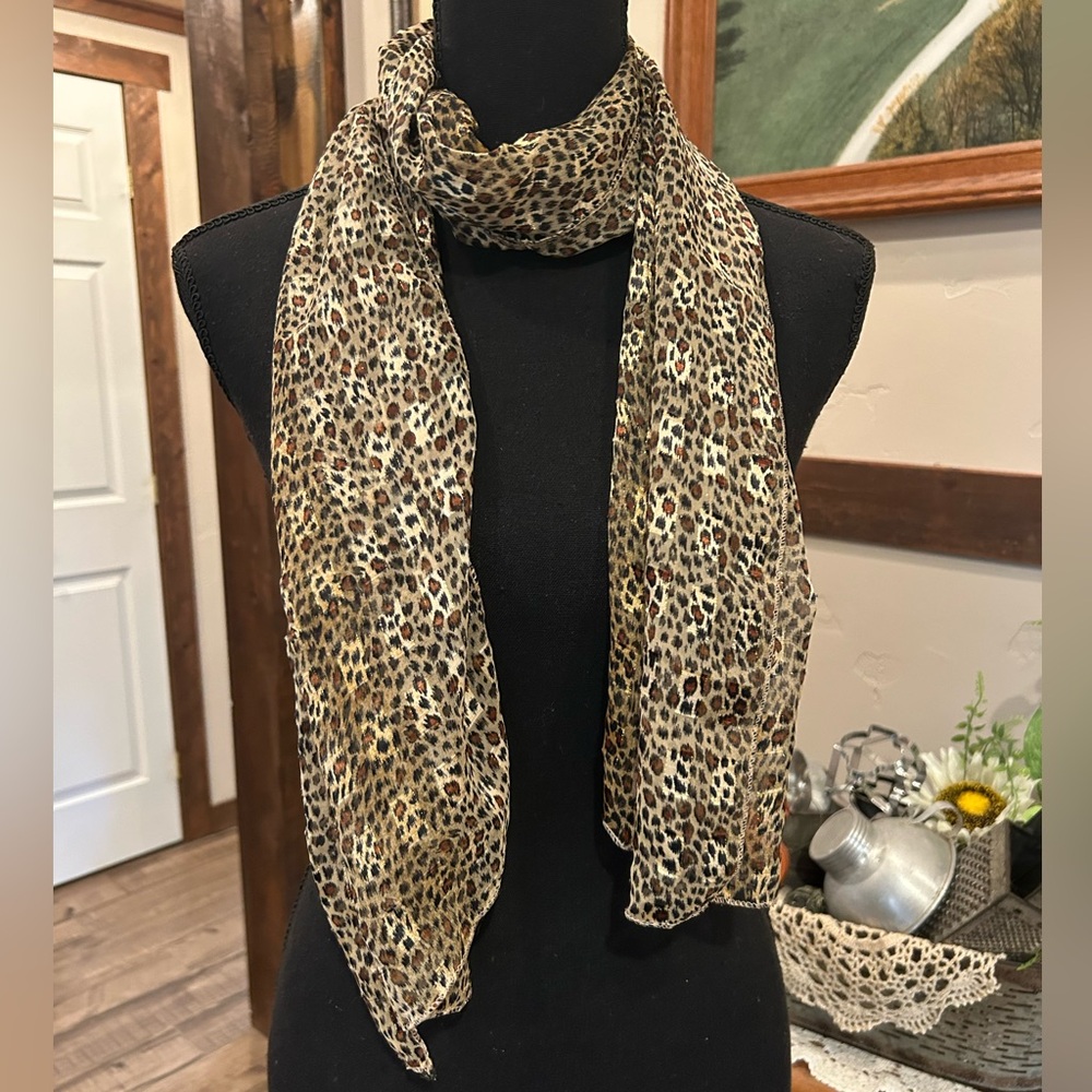 Leopard Print Scarf - Picture 2 of 4